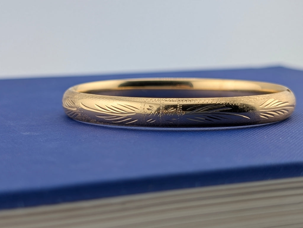 14kt Engraved Dome Bangle
