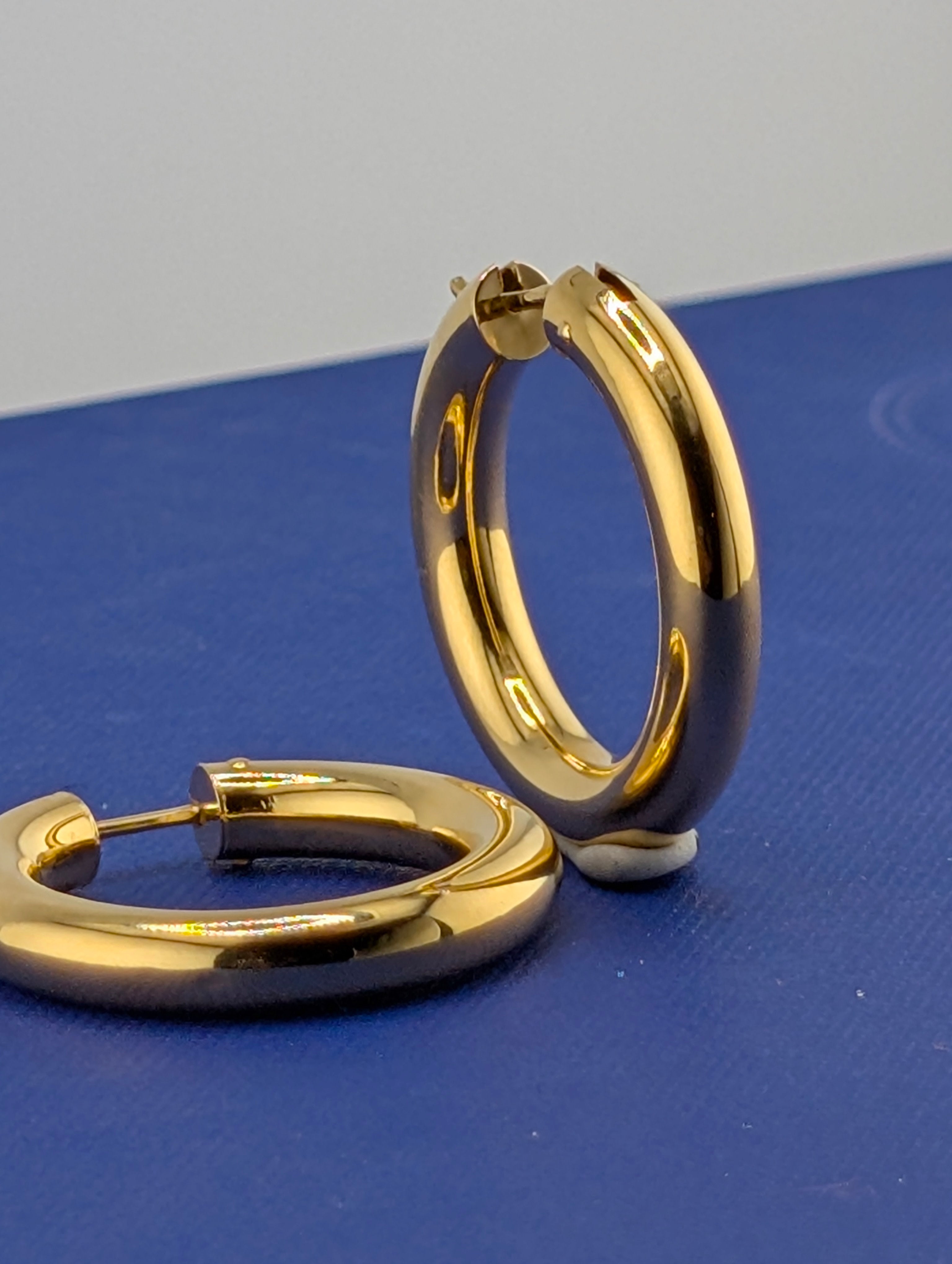 18kt 5mm Tube Hoops