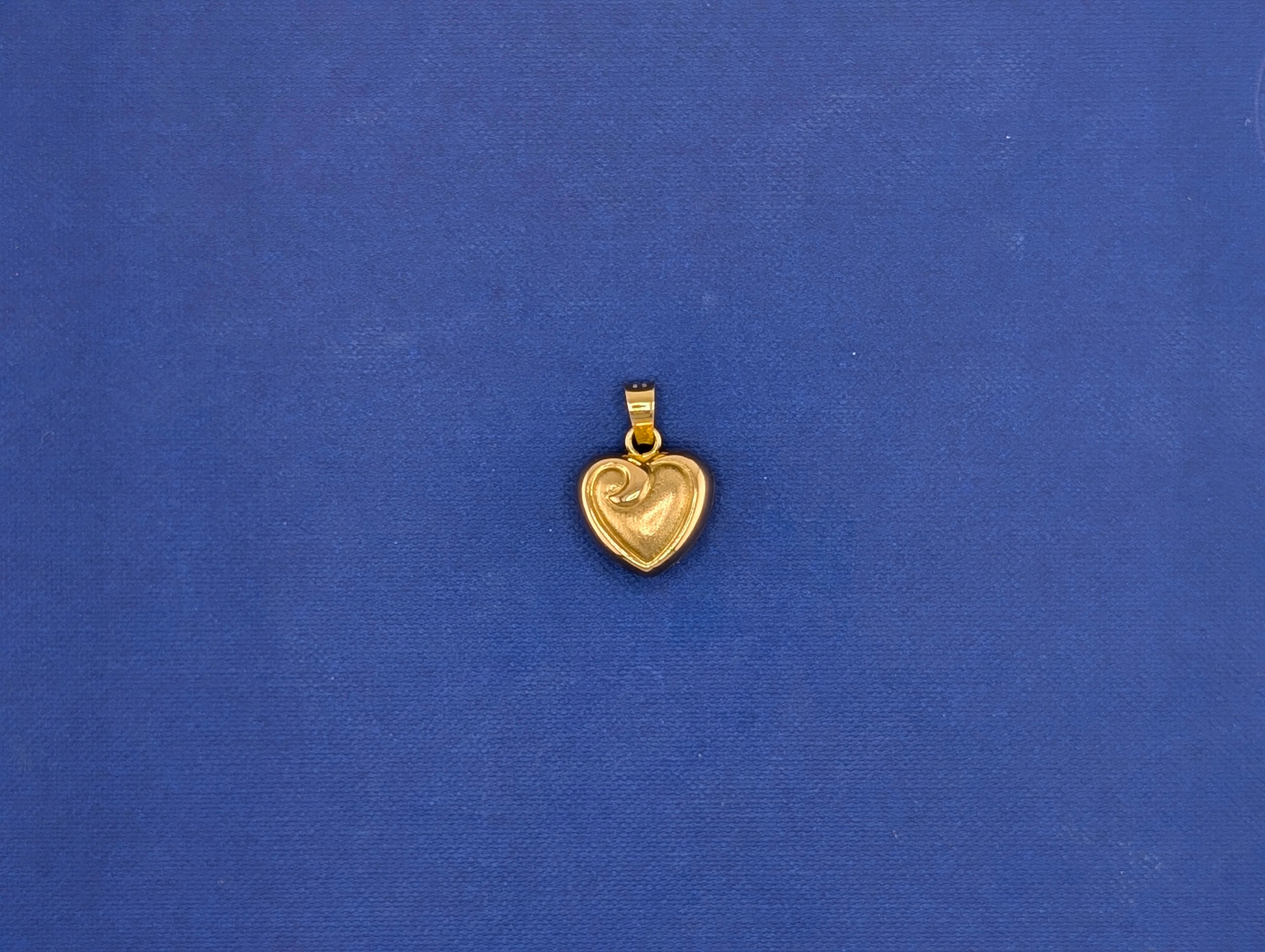 14kt Puff Heart Charm/Pendant