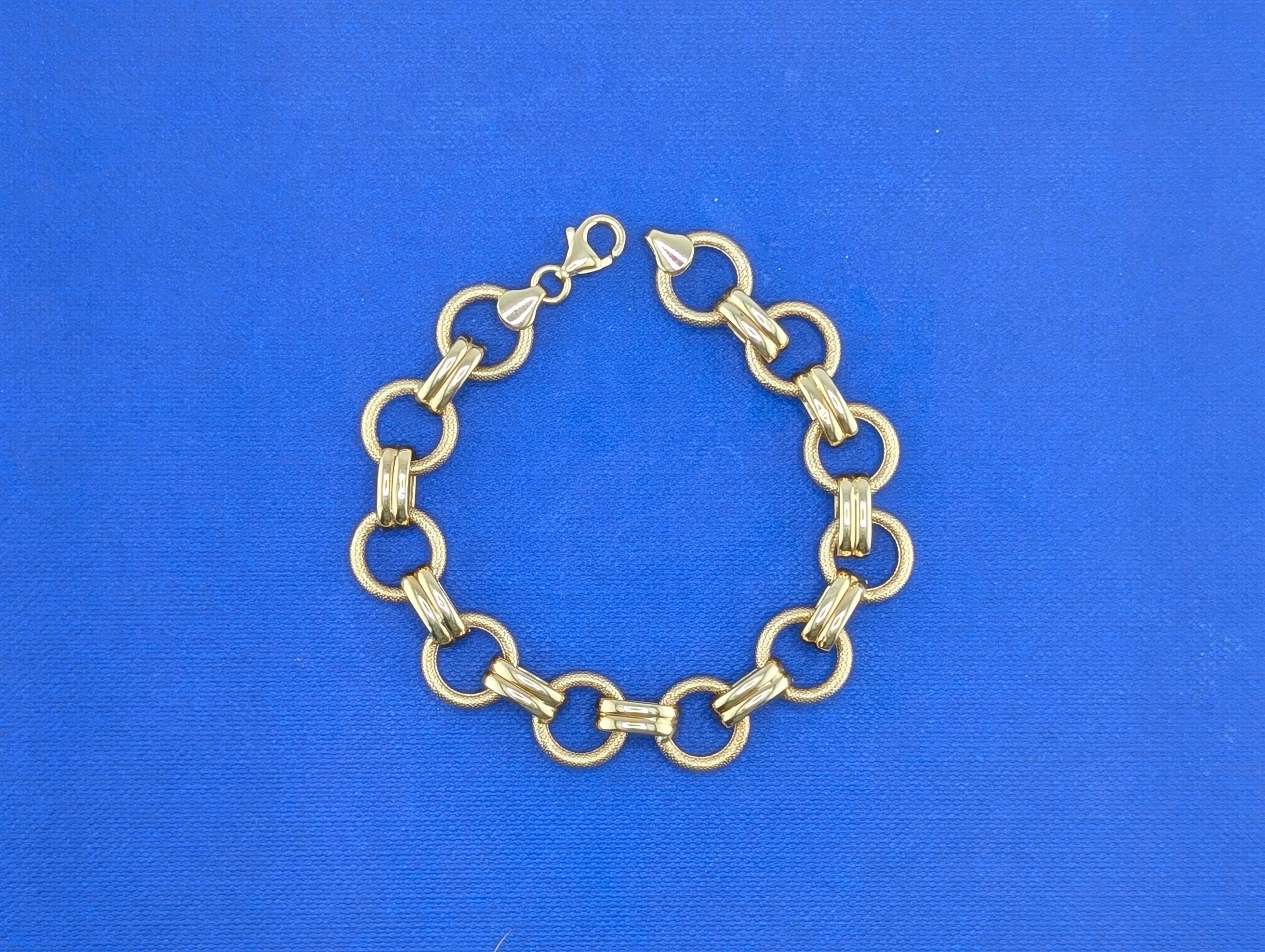 14kty  Circle Link Bracelet