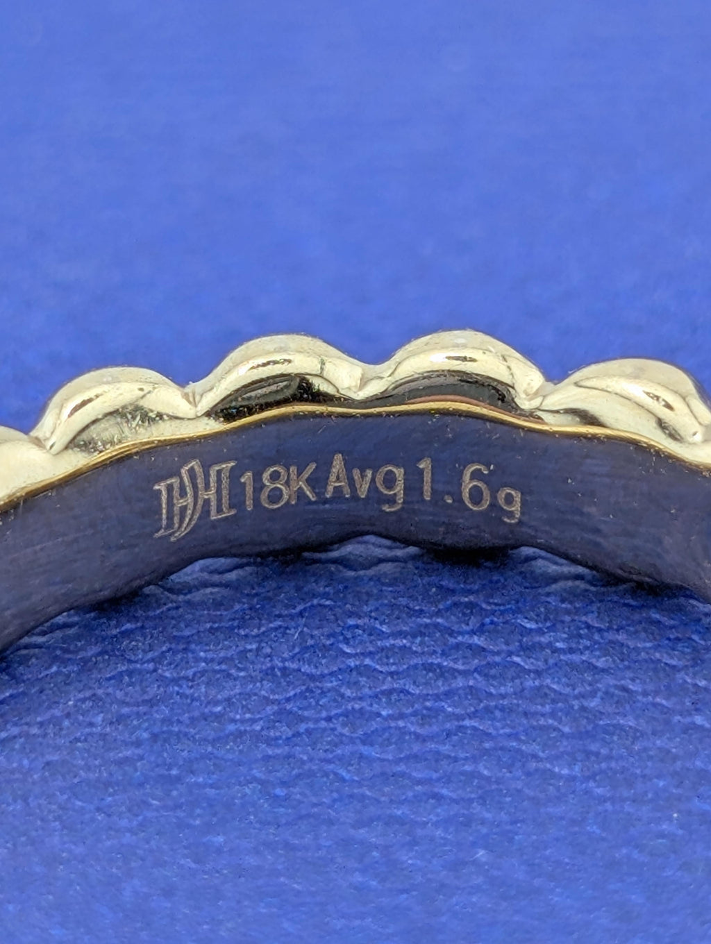 18ky YG John Hardy Fluted Band with diamonds Size 7-1.8g