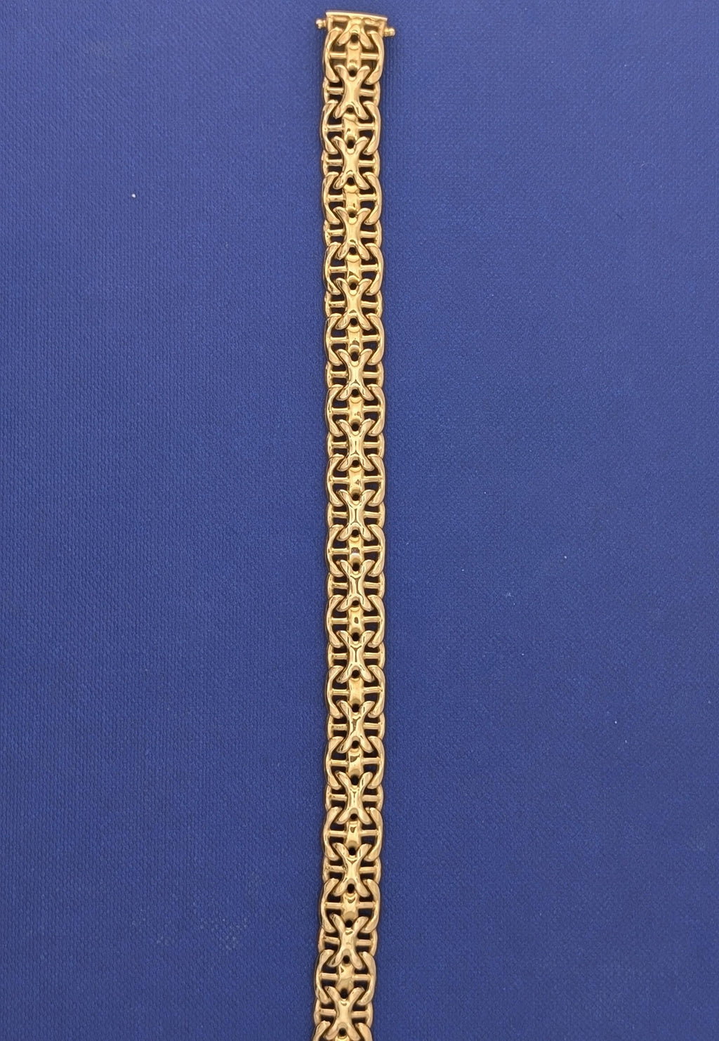 14kt Yellow Gold dosed x-link Bracelet - 26.1g