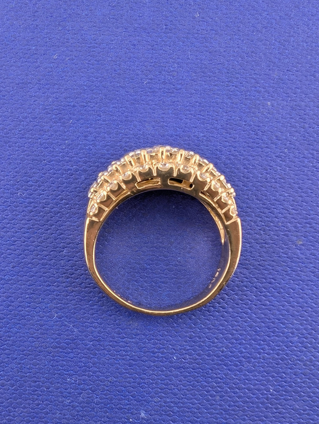 14kt Yellow Gold and Diamond-2.0ctw Band-5.4g