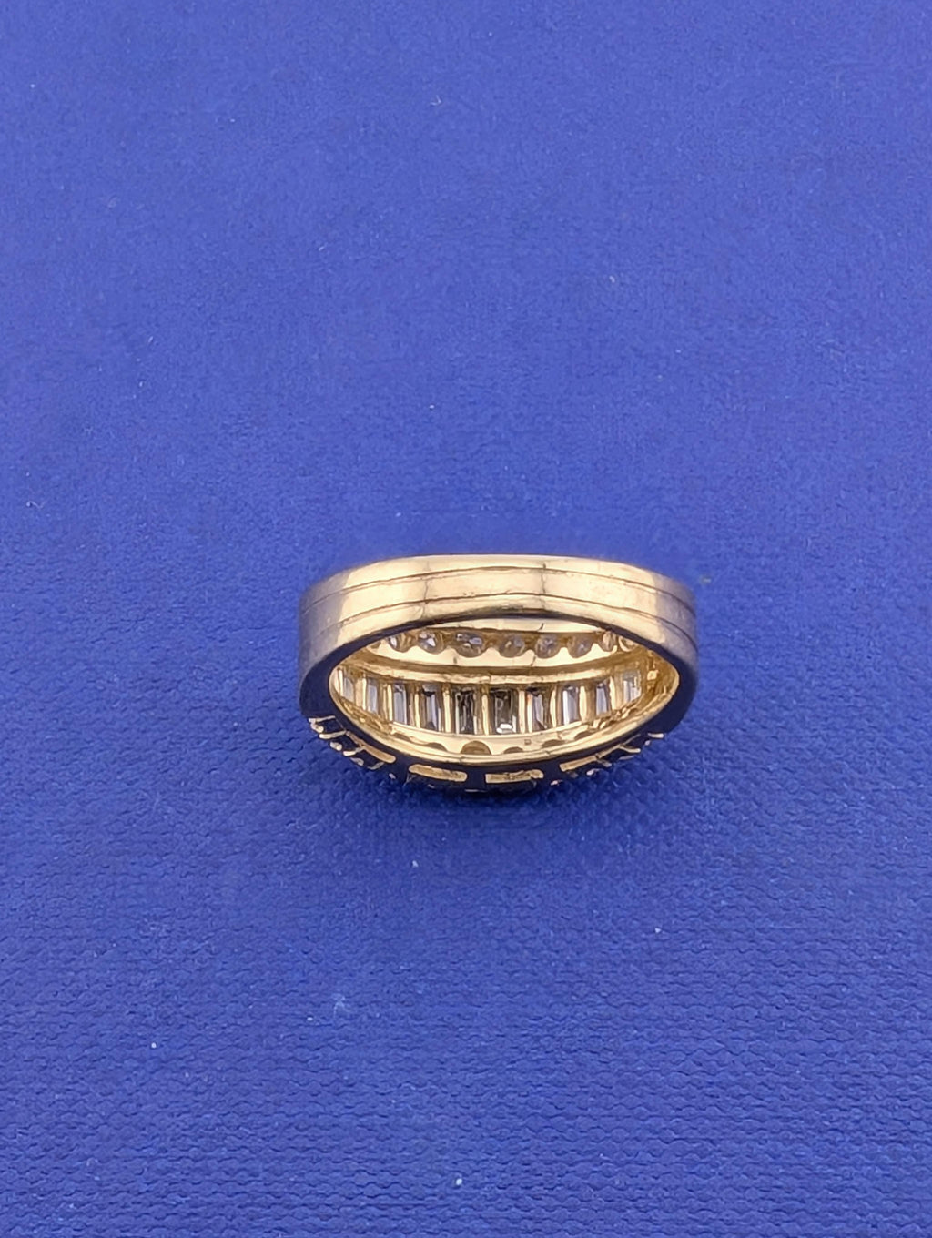 14kt Yellow Gold and Diamond-2.0ctw Band-5.4g