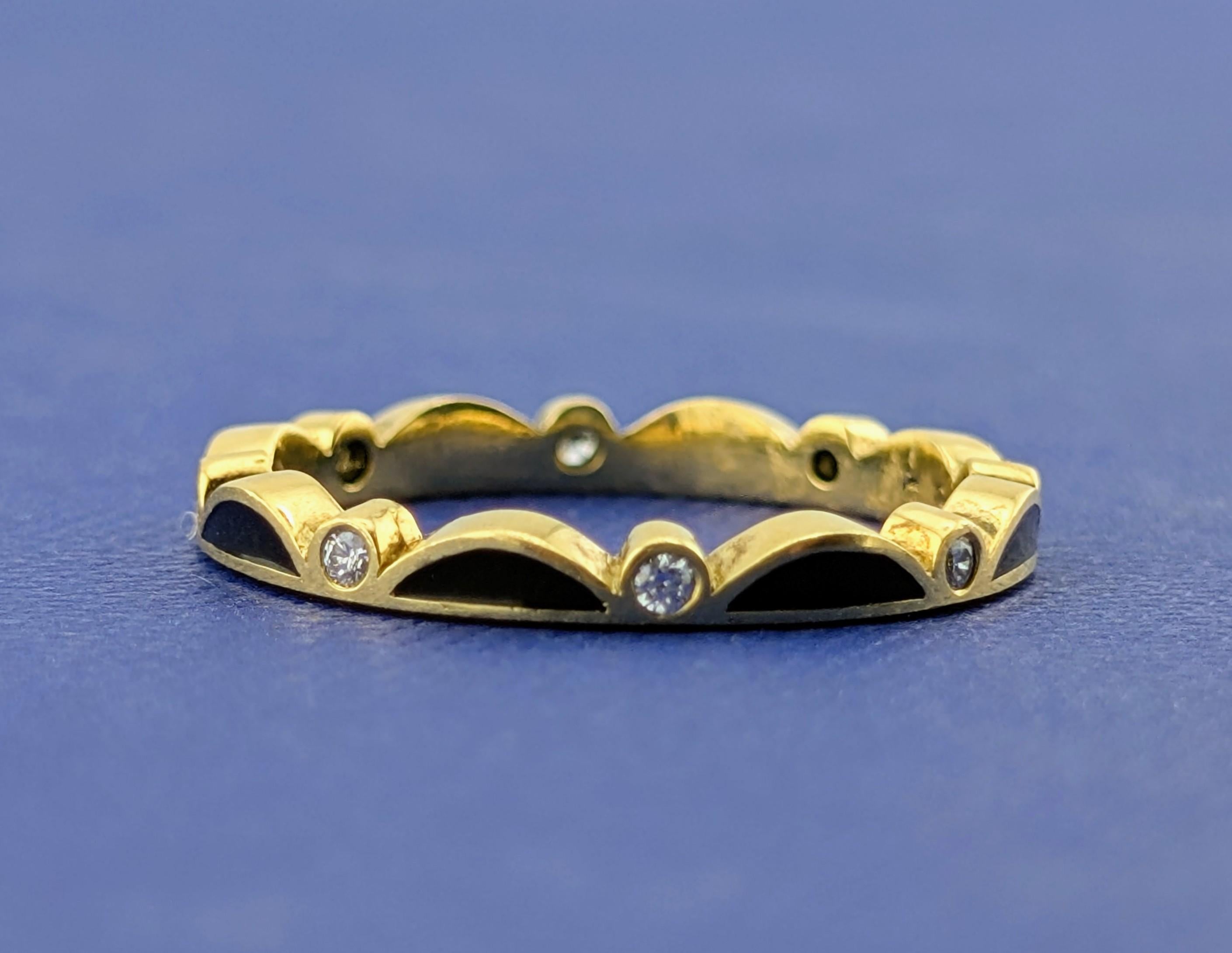 18kt Yellow Gold Black Enamel and Diamond Scalloped Hidalgo Band - 2.7g