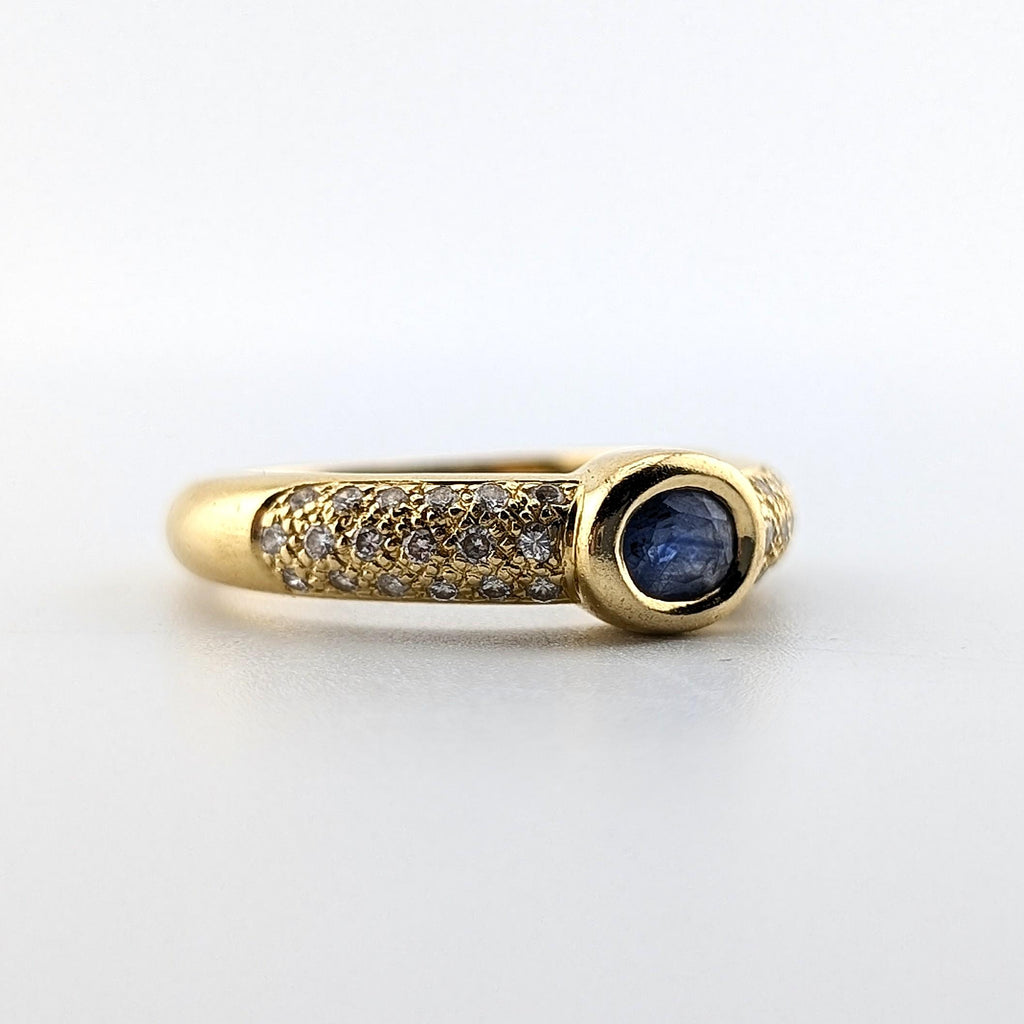 18kt Yellow Gold Sapphire and Diamond Ring - 4.4g