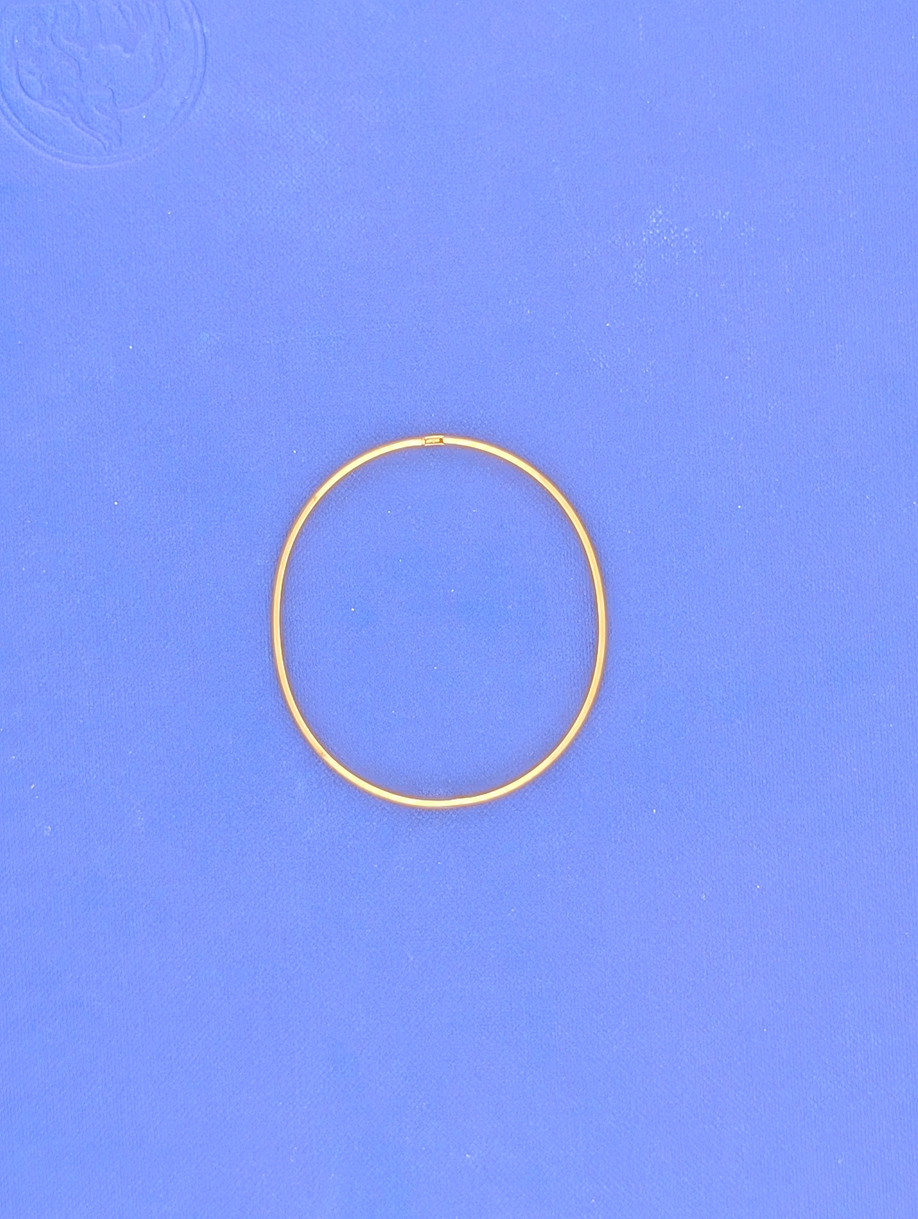 10kt Half Dome small bangle - 3.3g