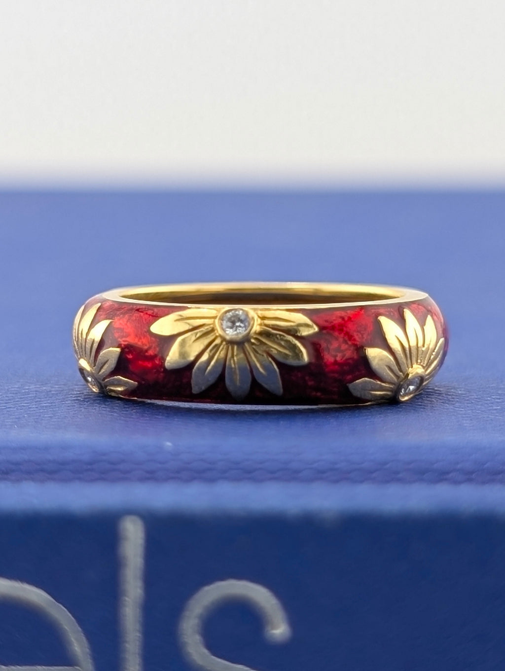 18ky Red Enamel and Diamond Hidalgo Band