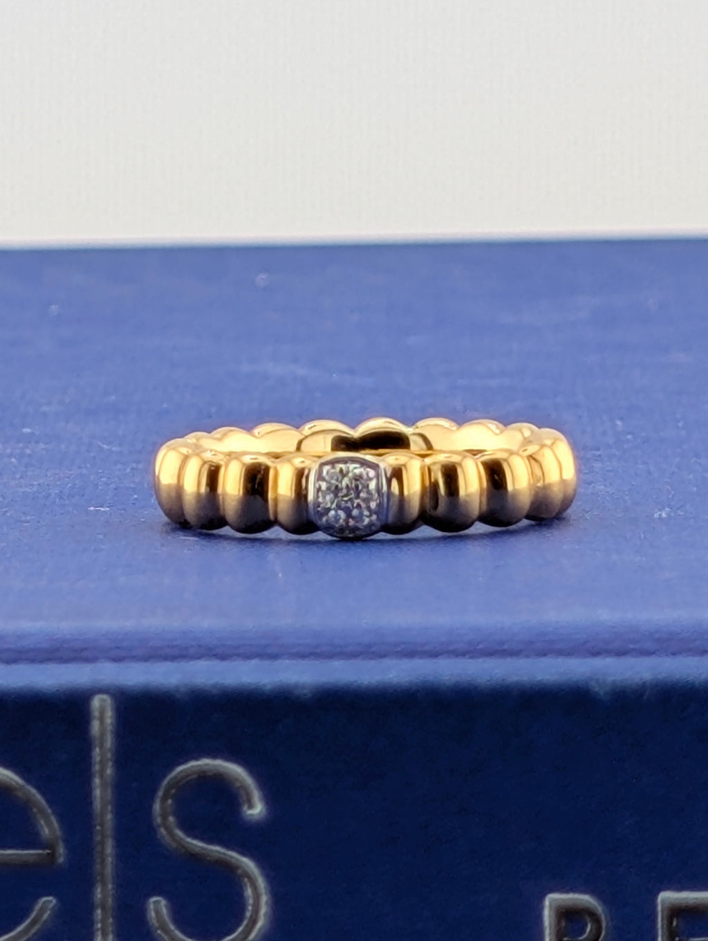 18kt Fluted Band John Hardy Band - 1.8g